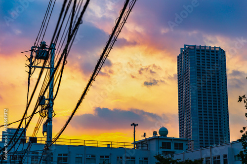 夕暮れ時に赤く染まった都会の空 Buy This Stock Photo And Explore Similar Images At Adobe Stock Adobe Stock