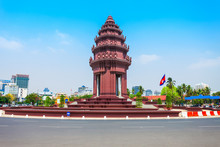 Independence Monument In Phnom Penh