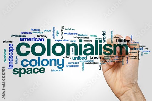 Fotomural Colonialism word cloud concept on grey background