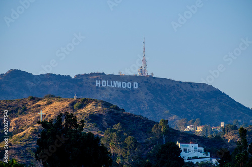 Foto  Famous Hollywood sign in Los Angeles, California, USA