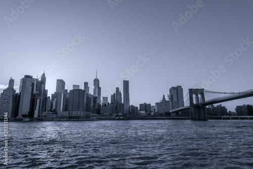 Fototapeta na szkło Manhattan Skyline and Brooklyn Bridge
