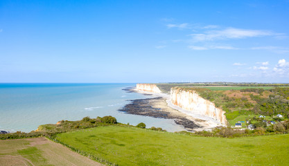 Wall Mural - Les Petites Dalles, village en Normandie au bord de la mer et des falaises