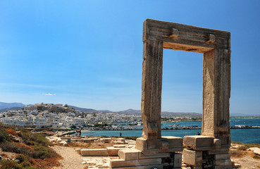 Canvas Print - Portara Temple of Apollo 6th Cent BC, in front of Naxos Town, Cyclades, Greek Islands