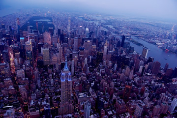 Autocollant - Aerial view of New York city. Dark photo in the evening.