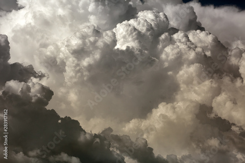 duze-chmury-cumulonimbus