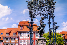 Center Of Göttingen Old Town. The Market Square With The Landmark Gänseliesel Fountain. Göttingen Is One Of The Oldest University City In Germany