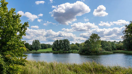 Wall Mural - Parkteich