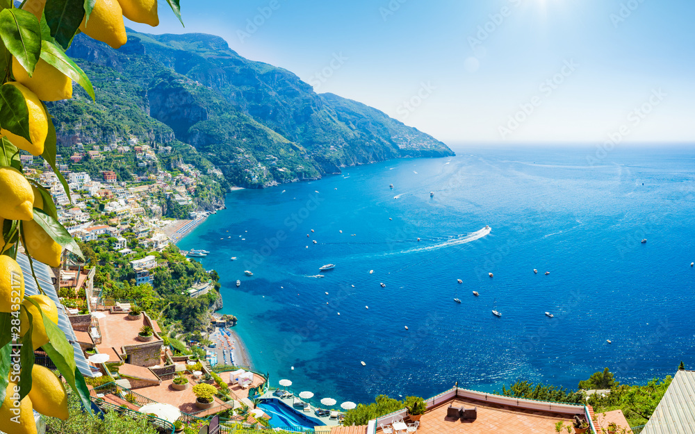 Beautiful Positano on Amalfi Coast in Campania, Italy - obrazy, fototapety, plakaty 