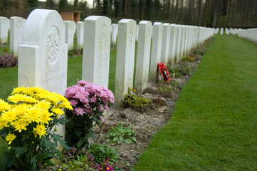 Canvas Print - Netherlands (aka Holland), Arnhem, Oosterbeek. WWII cemetery for the Battle of Arnhem, British, Polish & Canandian forces.