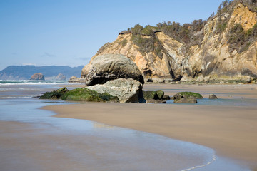 Poster - OR, Oregon Coast, Hug Point, Rocks at the shore, shaped by ocean waves