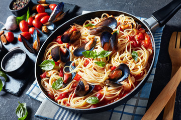 Sticker - close-up of pasta with Mussels and sauce