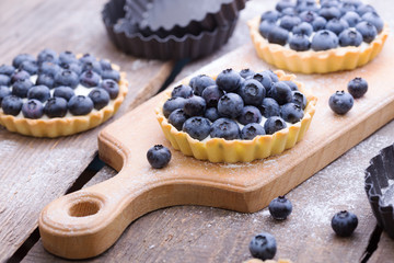 Tartlets with blueberry