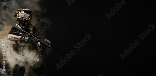 Cuadros en Lienzo special forces soldier , military concept