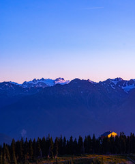 Canvas Print - Sunset over Hurricane Ridge in Olympic National Park, near Port Angeles, Washington State, Pacific Northwest