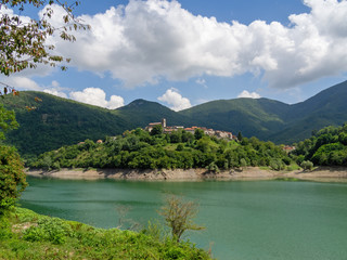 View of Vagli Sotto village and Lake Vagli in Garfagnana, province of Lucca. Hidden gem for nature lovers, hikers etc.