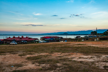 Poster - Doi Tao lake in the evening