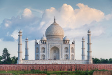 Taj Mahal Landmark Agra India