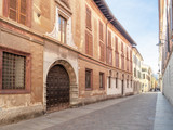 Fototapeta Uliczki - streets of the beautiful historic center of Como, Lombardy, Italy