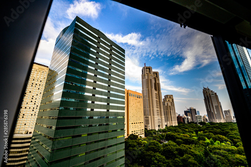 東京都庁 高層ビル群 昼空 ホテル 新宿中央公園 Buy This Stock Photo And Explore Similar Images At Adobe Stock Adobe Stock