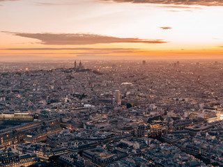 Wall Mural - Cityscape of Paris while sunset