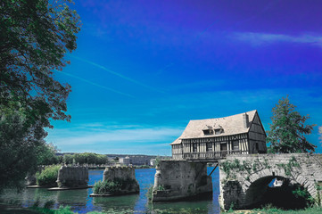 Canvas Print -        Ancien moulin à eau à colombages