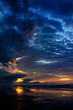 © Vernaglia - Mar, praia e nuvens ao amanhecer. Litoral de São Paulo, Brasil