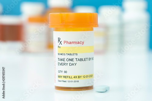 Fotomural Blank Prescription Drug Container