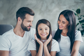 Poster - Close-up portrait of nice attractive lovely winsome cute charming cheerful cheery idyllic family enjoying spending leisure free time holiday indoors