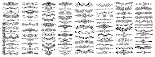 Fotografía doodle sketch hand drawing divider, leaves and flourish design