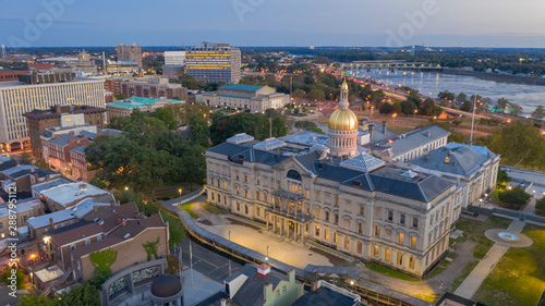 Photographie Waterfront Section Trenton New Jersey Delaware River and Capital Statehouse