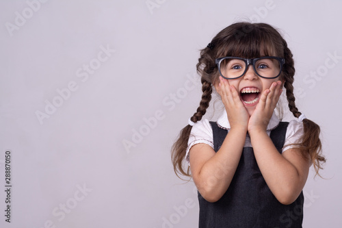 Fotografía Excited girl with wow face expression
