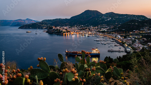 Cuadros en Lienzo Lipari - Hafen Marina Lunga im Sonnenuntergang