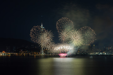 Canvas Print - Macau, China 7th September 2019. 30th Macao International Fireworks Display Contest, Malaysia Team - Blastmaster Sdn Bhd