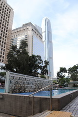 Poster - Fontaine d'une place du centre ville de Hong Kong	