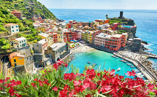 Photographie Vernazza - One of five cities in cinque terre, Italy
