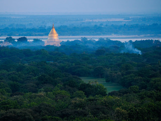 Wall Mural - Landscape View of Ancient Temple and Pagoda in Old Bagan, Myanma