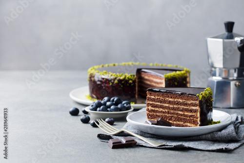 Cuadros en Lienzo Chocolate cake on a white plate