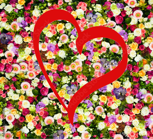 fondo de flores con un corazon