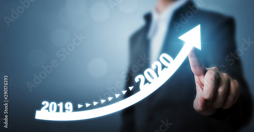 Fotografía Business development to success and growing growth year 2019 to 2020 concept, Bu