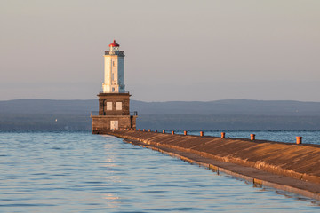 Canvas Print - lighthouse at sunrise