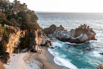 McWay Falls, Pfeiffer Burns State Park, Big Sur California, USA