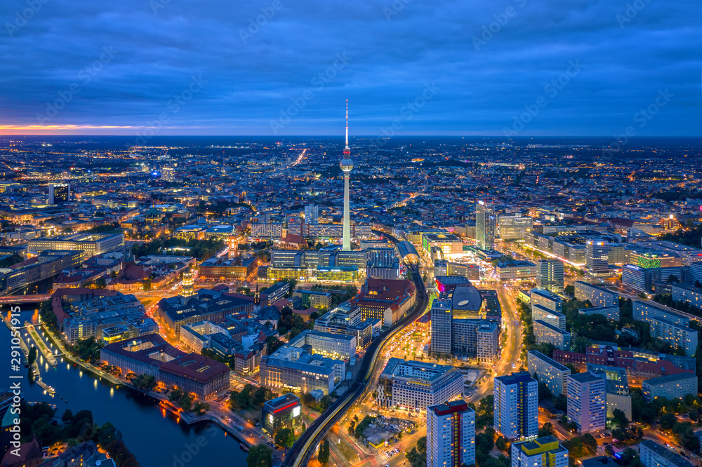 Obraz na płótnie Berlin skyline in the night. Germany w salonie