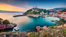 Exciting Morning Cityscape Of Vrbnik Town. Colorful Summer Seascape Of Adriatic Sea, Krk Island, Kvarner Bay Archipelago, Croatia, Europe. Beautiful World Of Mediterranean Countries. 