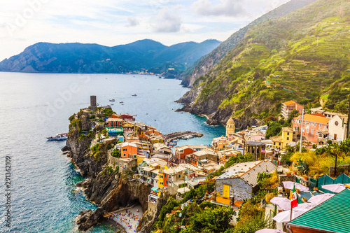 aerial view of Vernazza, Cinque Terre, Italy Tableau sur Toile