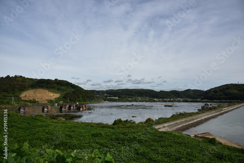 日本の岡山県瀬戸内市の牛窓の水没したペンション群の廃虚 Kaufen Sie Dieses Foto Und Finden Sie Ahnliche Bilder Auf Adobe Stock Adobe Stock
