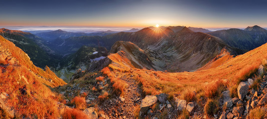 Wall Mural - mountain sunset in slovakia mountain - rohace, tatras panorama