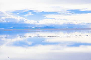  Salar de Uyuni, the world's largest salt flat area, Altiplano, Bolivia, South America.