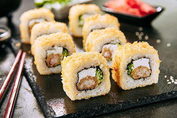 Canvas Print - Crispy Ebi Tempura Maki Sushi Rolls or Uramaki with King Prawn