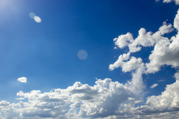 Wall Mural - blue sky and beautiful fluffy cloud. best summer sky photo background.