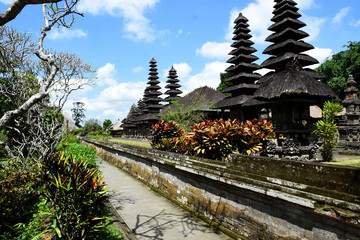 Wall Mural - Temple in Bali